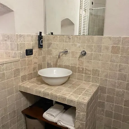 Palazzo Contelori * تيرني